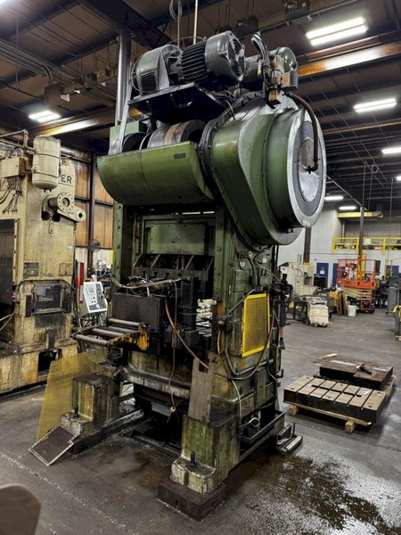 100 TON MINSTER P2-100-42 PIECE MAKER STRAIGHT SIDE HIGH SPEED PRESS. STOCK # 0883325