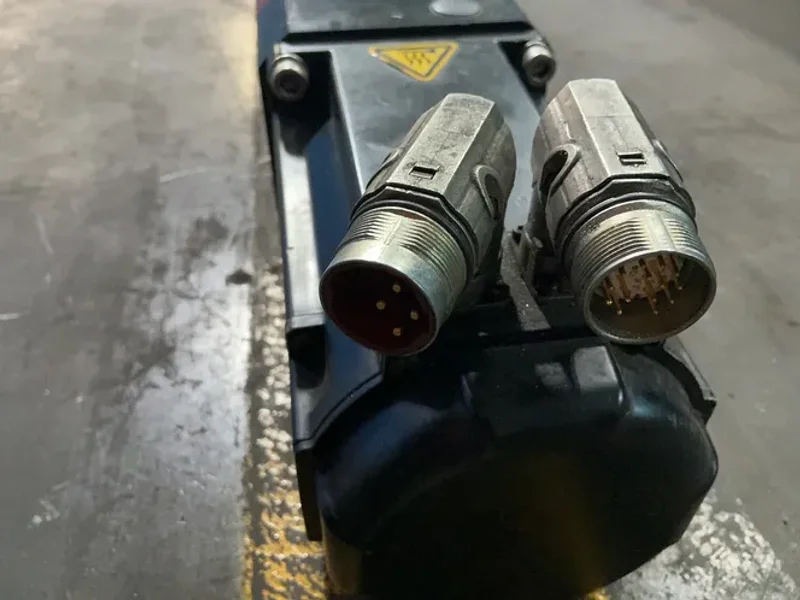 Kollmorgen  Pm Servomotor W/ Micron Gearhead - Akm52k-ancndb00