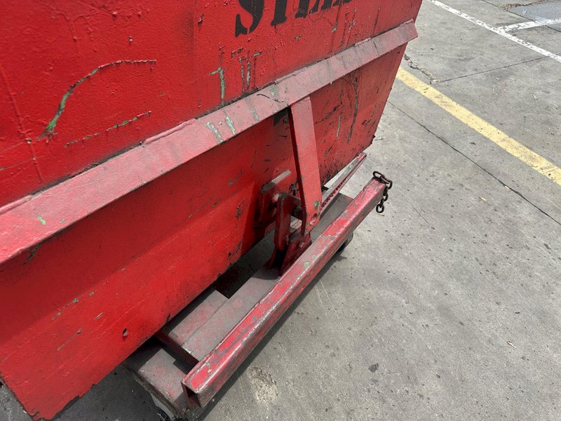 1-1/2 YARD ROURA SELF-DUMPING HOPPER STOCK #78226