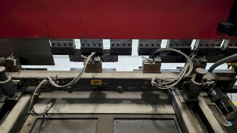 AMADA RG-50 EX-II 50 TON PRESS BRAKE USED