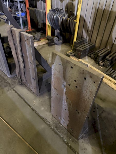 18" WIDE X 36" TALL ANGLE PLATE SET. STOCK #0548126