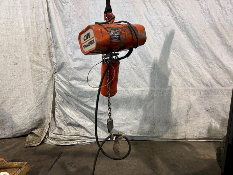 1/2-1,000LB TON CM VALUESTAR WF HOIST 110 VOLT. STOCK # 1010424