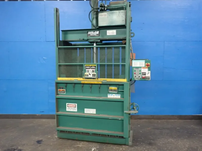 SELCO 30" X 60" HYDRAULIC VERTICAL BALER  -  V5-HD
