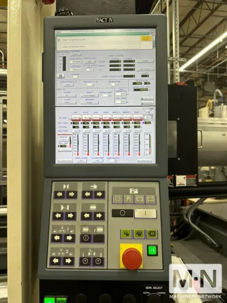 720 TON 107 OZ NISSEI MODEL FVX660III SERVO HYDRAULIC INJECTION MOLDING MACHINE MFG 2022