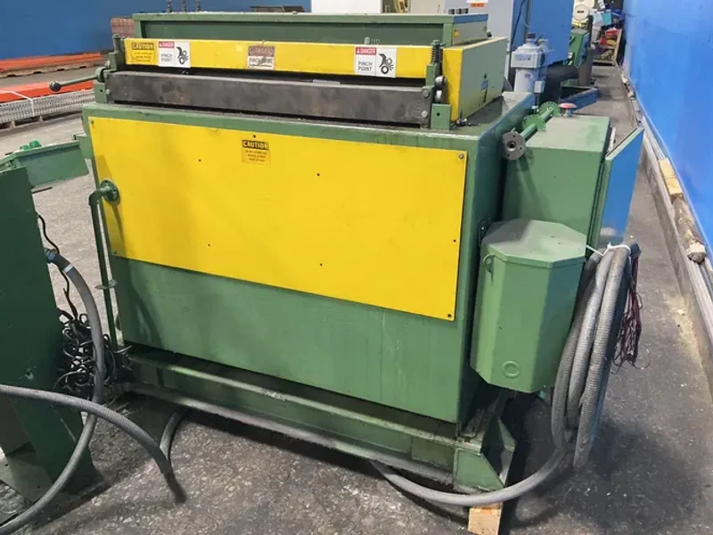 PROGRESSIVE MACHINERY &amp; ENGINEERING CO. 36” W STRAIGHTENER  -  SMX30