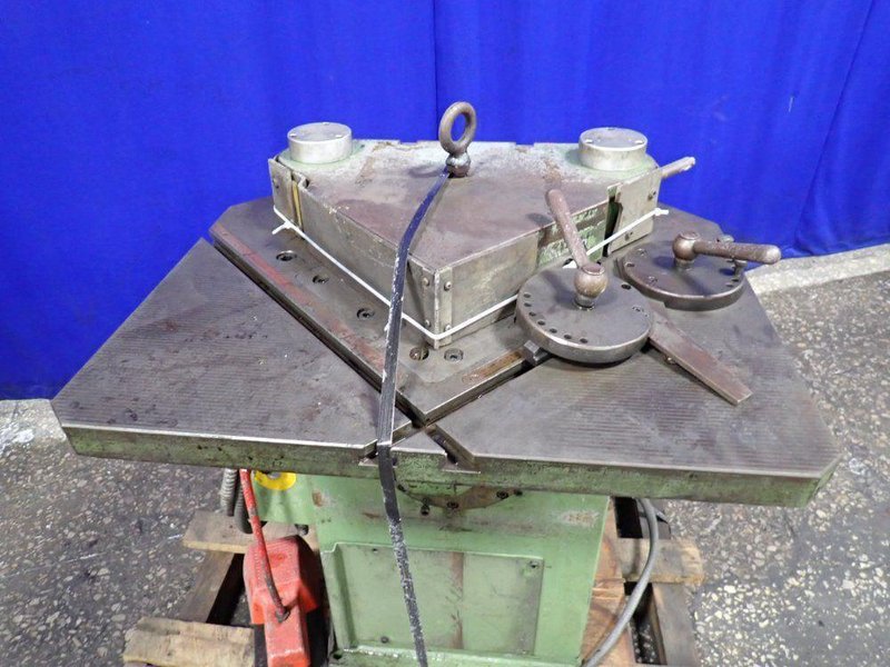 BOSHERT HYDRAULIC NOTCHER  -  PN4