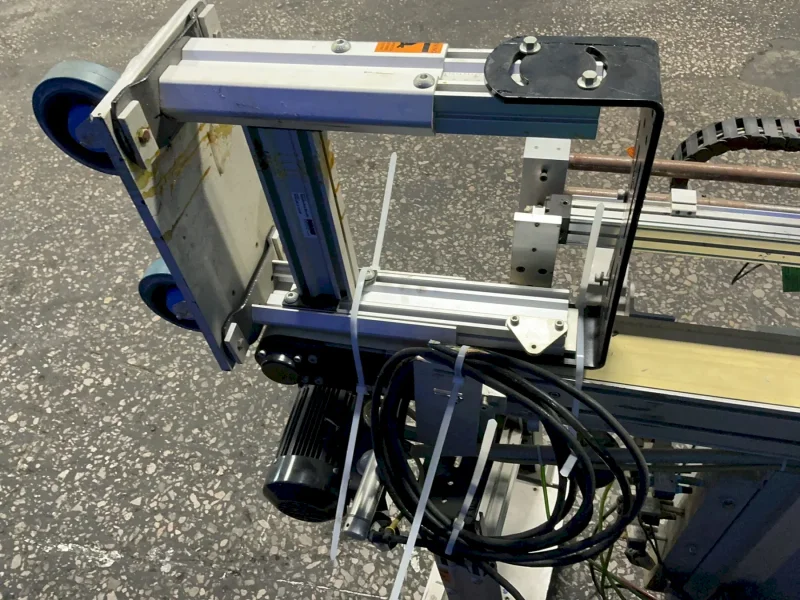 DORNER 4”X250”, 3/8 HP 3200 SERIES FLAT BELT CONVEYOR WITH LUBRICATORS ASSEMBLY  -  320M042100D1301