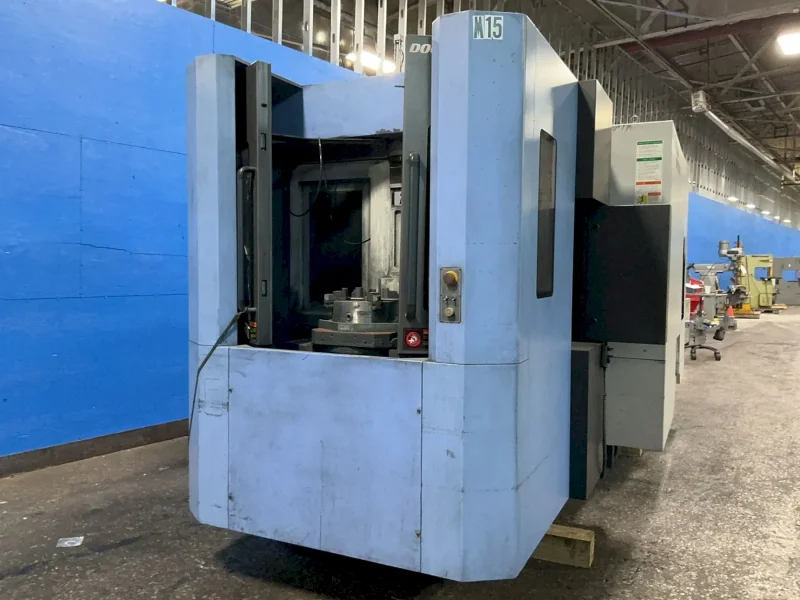 DOOSAN INFRACORE CNC HMC  -  HP 4000