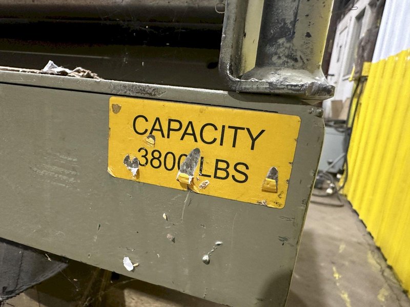 3800 LBS X 60" X 42" SOUTHWORTH HYDRAULIC SCISSOR LIFT TABLE WITH ROLLER CONVEYOR TOP, 110 VOLT: STOCK #20891