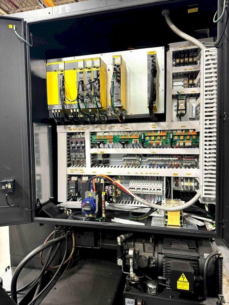 2018 Hyundai Wia LV500LM CNC Vertical Lathe For Sale