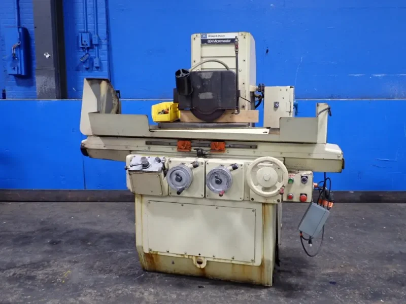 BROWN AND SHARPE 25" X 9" SURFACE GRINDER  -  824 MICROMASTER