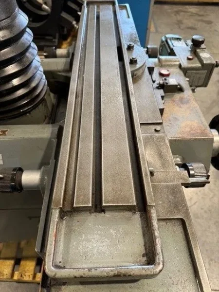 CINCINNATI MILACRON #2MT Tool &amp; Cutter Grinder Power Table #7581