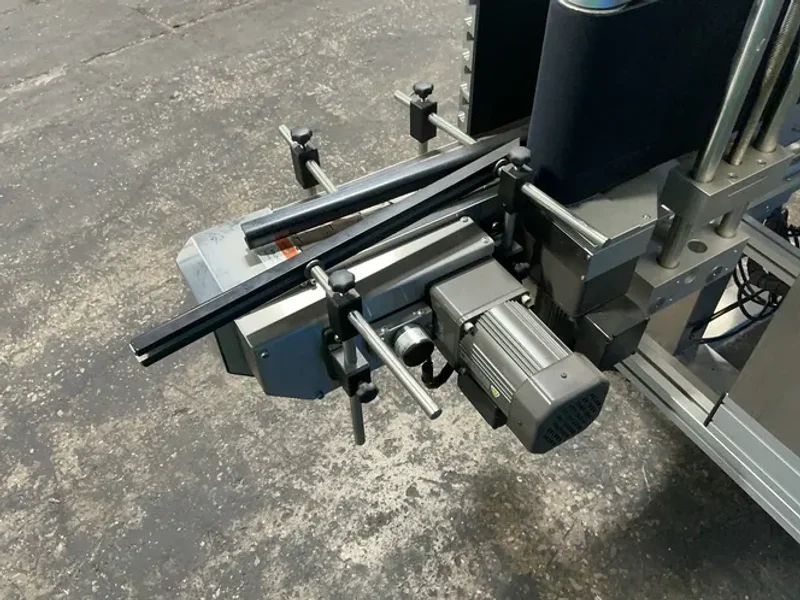 PACK LEADER MACHINERY FRONT &amp; BACK LABELER  -  PL-622W