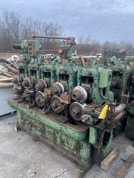 8 STAND AMERICAN ELECTRIC FUSION TUBE MILL / ROLLFORMER