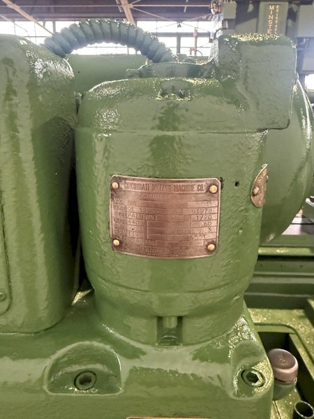 18" X 36" CINCINNATI UNIVERSAL CYLINDRICAL GRINDER. STOCK # 0779425