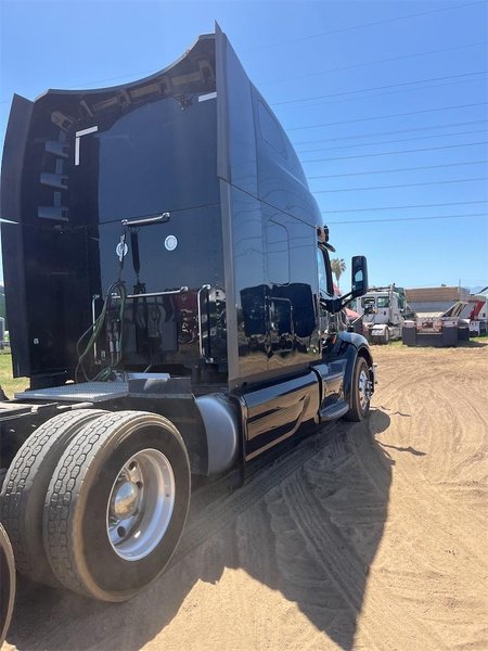 2022 Peterbilt 579 1XPBD49X4ND781737