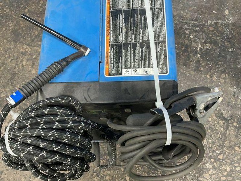 MILLER 150/184/210 A WELDER  -  SYNCROWAVE 210