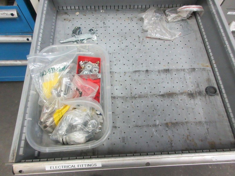 9 Drawer Cabinet with Contents: Fittings, Electrical Components.- Auction Item
