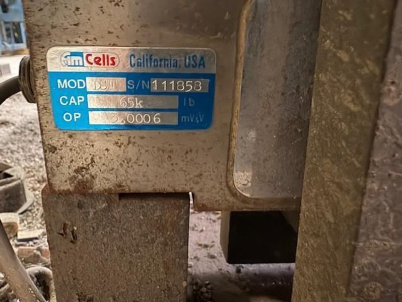 65,000LBS 72" X 72" FLOOR SCALE STOCK# 4199