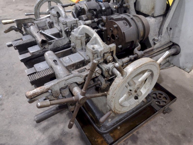 1.5" LANDIS DOUBLE SPINDLE PIPE &amp; BOLT THREADER : STOCK #20037