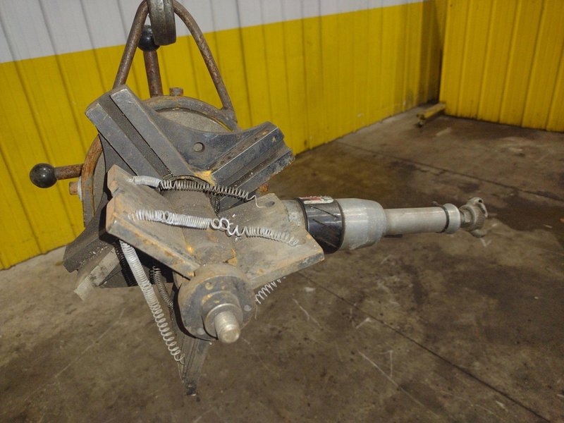 H&amp;S TOOL SMALL FIELD PIPE BEVELING MACHINE: YOBRO #24079