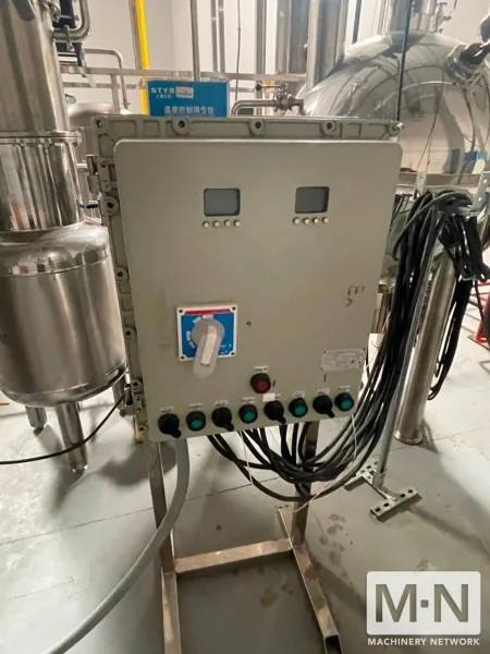 Full Extraction Line: Centrifugal Separator, Falling Film Evaporator, Spherical Vacuum Decompression Evaporator