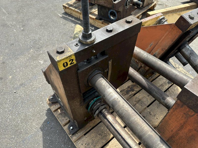 (20) 3&quot; X 18&quot; YODER MODEL # M3 RAFTED ROLL FORMING HEADS: STOCK #78332
