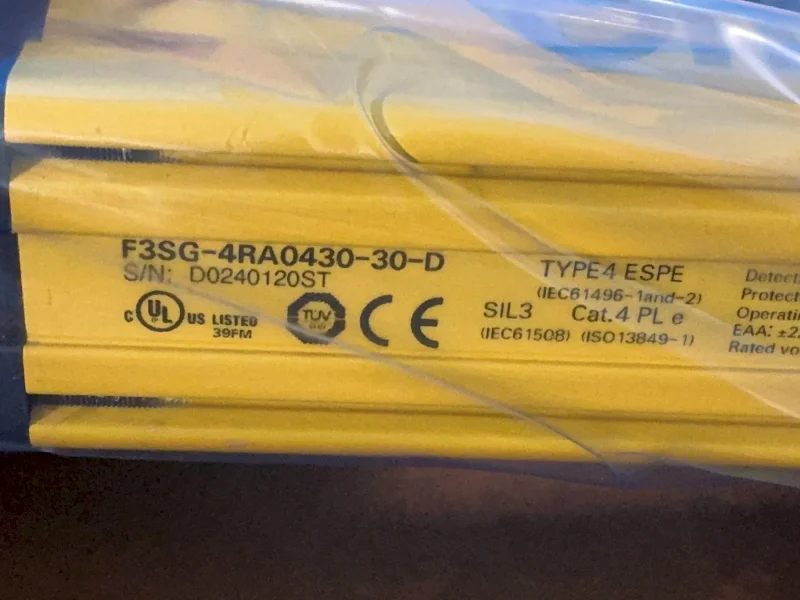 OMRON SAFETY LIGHT CURTAIN KIT  -  F3SG-4RE0590P30
