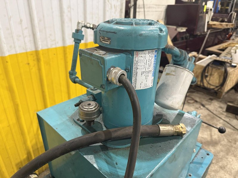 500 TON DRILL QUIP HORIZONTAL HYDRAULIC WHEEL PRESS WITH VICKERS HYDRAULIC UNIT: STOCK #23422