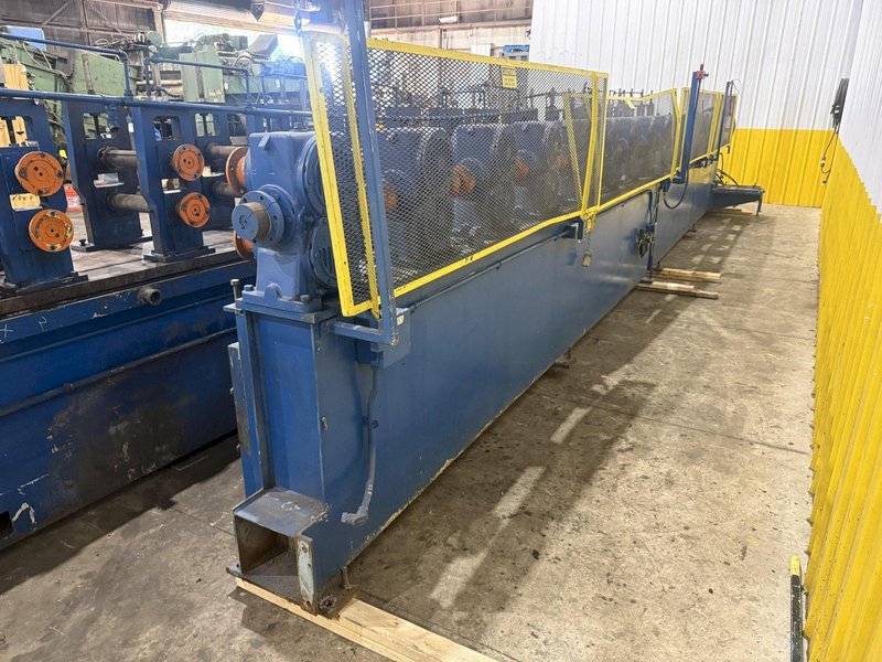 16 STAND x 3" X 18" ROLL SPACE BRADBURY MODEL #430 U-JOINT DRIVE ROLLFORMER: YOBRO #25254