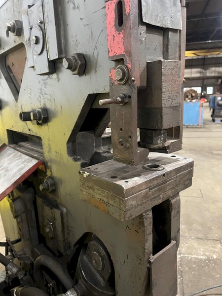100 TON EDWARDS MODEL #JAWS IV HYDRAULIC IRONWORKER: STOCK #18429