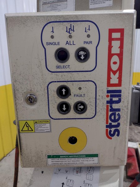 (4) 13,000 LBS STERTIL-KONI MODEL ST-1060 HEAVY DUTY MOBILE COLUMN LIFT JACKS: STOCK #23063