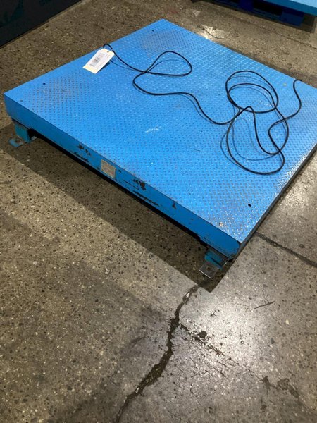 WEIGH-TRONIX DS6060-10 ELECTRIC SCALE 10000LB CAPACITY USED
