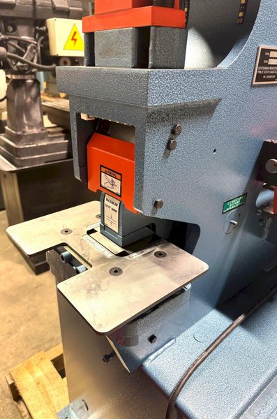4&quot; x 4&quot; x 3/8&quot; Scotchman Hydraulic Ironworker 50514-EC, 50 Ton, Punch, Bar Shear, Notcher, New, In Stock