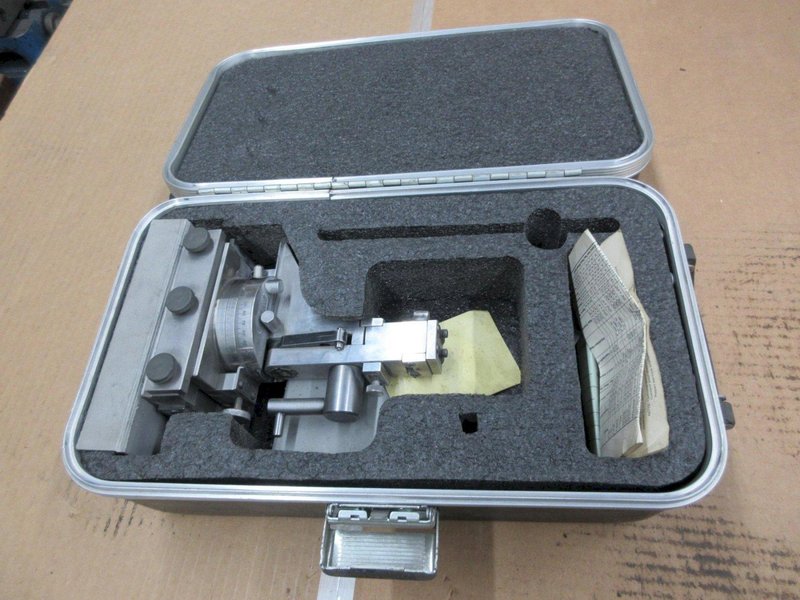 J&amp;S Tool Co. Fluidmotion Grinding Wheel Dresser- Auction Item