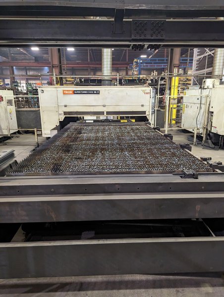 (3) 4000 Watt Mazak Super Turbo-X612 CO2 Lasers, 2006 – 6.5′ x 13′ Tables, Material Handling System