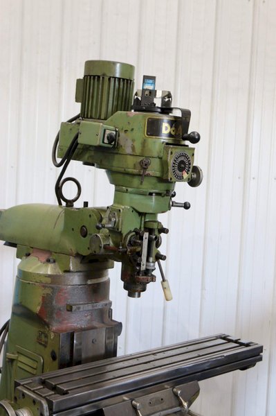 2 HP DOALL MODLE #GPM-200V VERTICAL RAM TYPE MILL: STOCK #71026