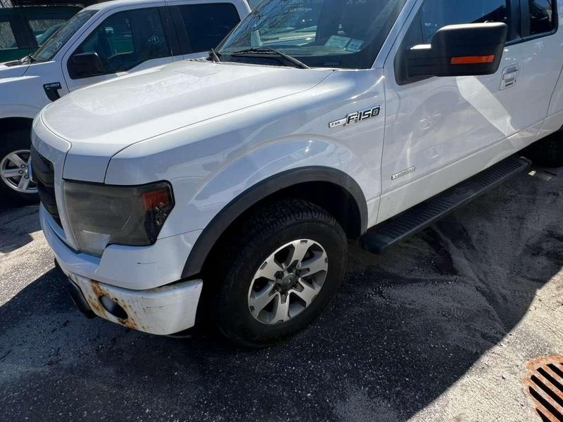 Ford F-150 Pickup Truck, 2014 – 237,832 Miles, Automatic, Full-Size Work Truck