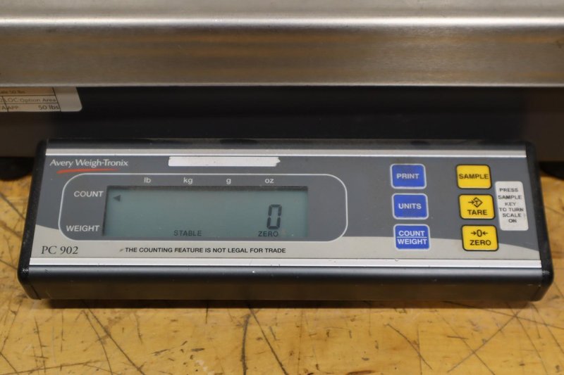 Avery Weigh-Tronix PC902 Digital Platform Scale – Industrial Weighing System- Auction Item
