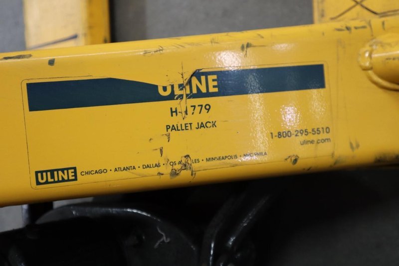 Pallet Jack Uline H-1779, 3300 LB Capacity 27&quot; Fork Width 71&quot; Fork Length- Auction Item