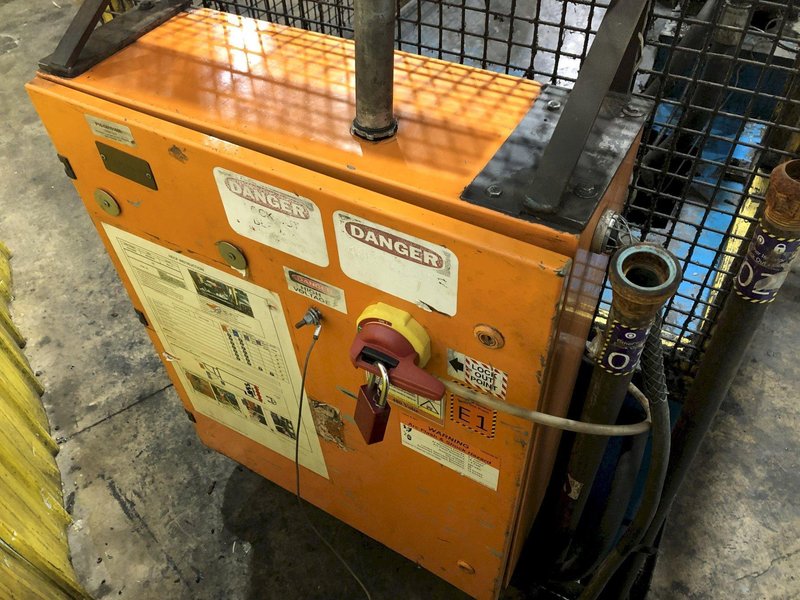 EAGLE MODEL #TC-2000 TUBE CUT-OFF MACHINE: STOCK #18039