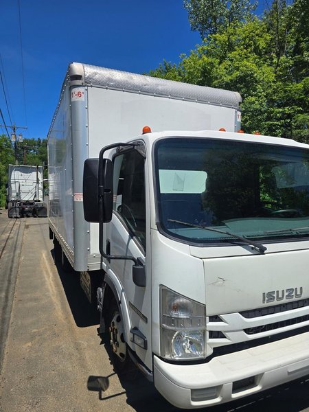 Isuzu NPR-HD 16’ Box Truck, 2018 – 14,500 LB GVWR, Automatic, Gas V8, Non-CDL