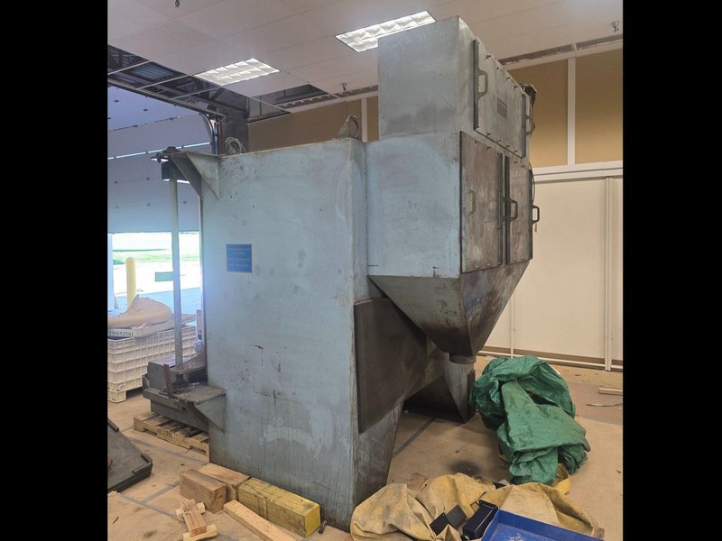 72” TABLE PANGBORN MODEL LK ROTOBLAST SHOT BLAST MACHINE: YOBRO #24357