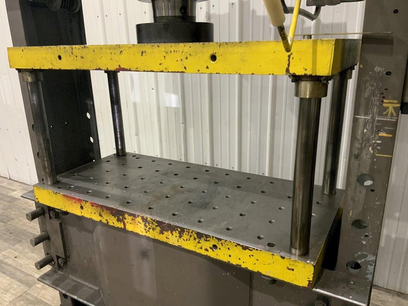 175 TON DAKE MODEL 908-175 HYDRAULIC H FRAME PRESS: STOCK #80885