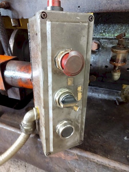 WATERBURY FARRELL 2010 EYELET TRANSFER PRESS: STOCK #12104