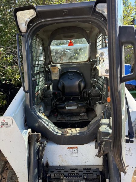 Bobcat T590 Compact Track Loader Skid Steer – 66 HP, 2100 lbs ROC, Kubota Diesel