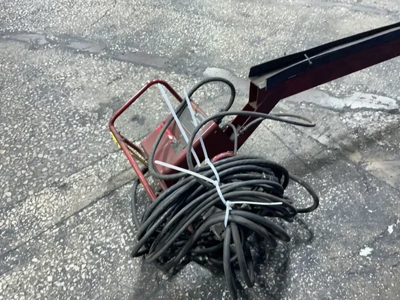 ZIPLINE 180” WELDING STATION