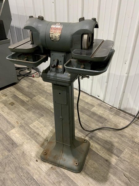 1/2 HORSEPOWER DELTA ROCKWELL DOUBLE END CARBIDE GRINDER: STOCK #80355