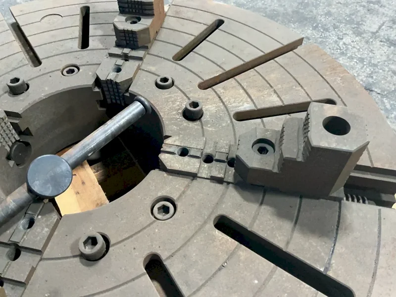 40” 40” 4 JAW CHUCK