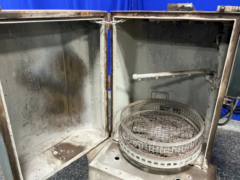 SAFETY-KLEEN 23” X 23” 16” FRONT LOADING PARTS WASHER  -  SK FL 250